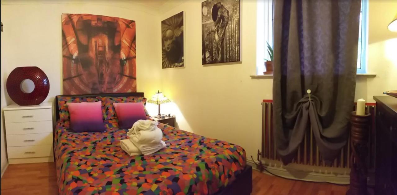 Lovely Double Bedroom In Rotherhithe London Eksteriør bilde